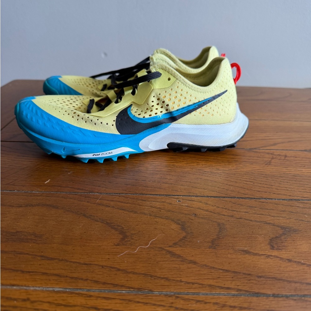 Nike Air Zoom Terra Kiger 7 Trail
Running Shoe Women